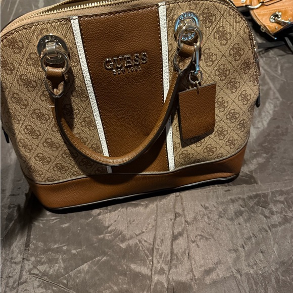 GUESS Signature Brown and Cream Satchel - Picture 1 of 3